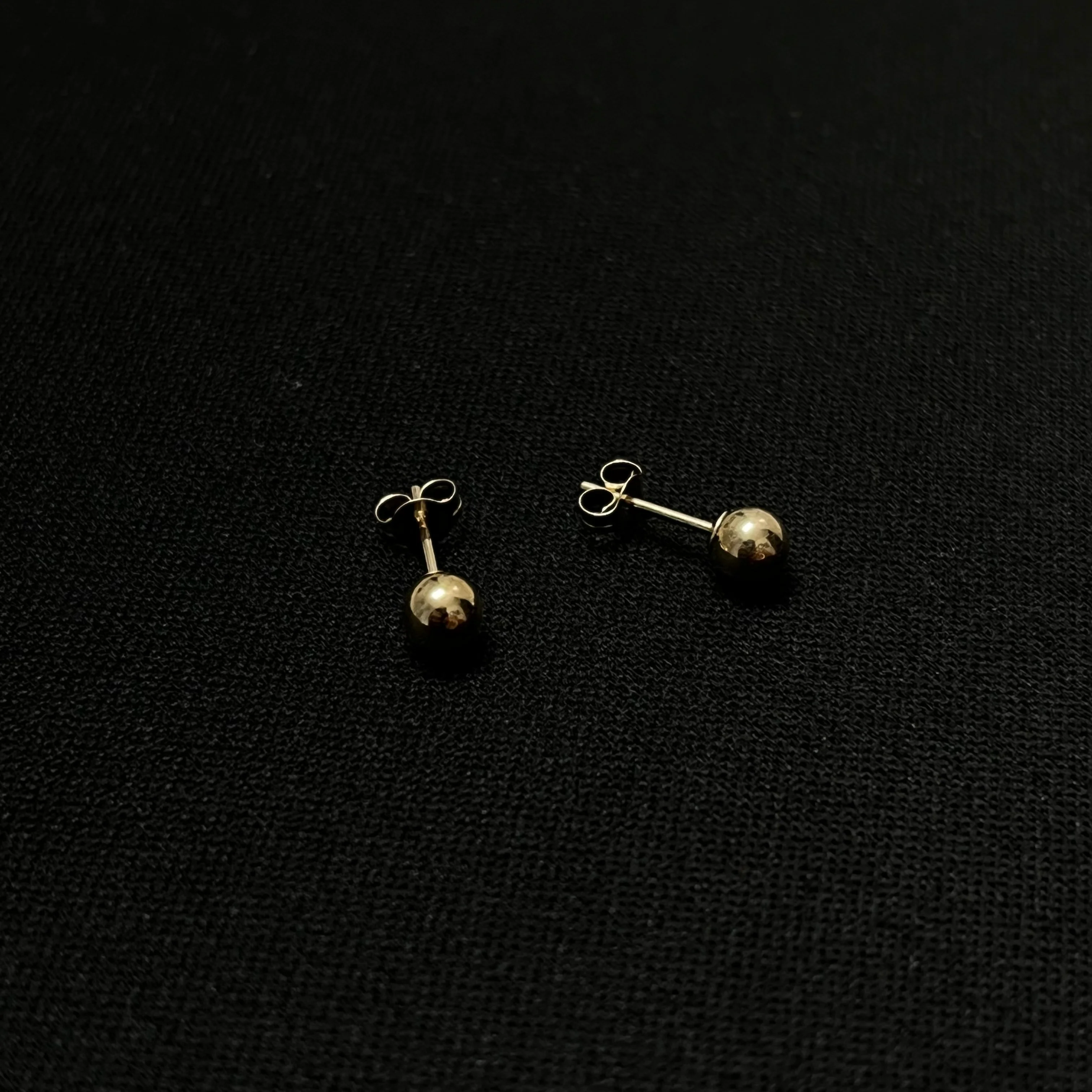 14k Gold Ball Stud Earrings - Image 3